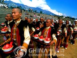 Anshun Dong People’s Sing Festival, Anshun Travel Guide 