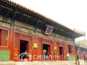 Beijing Yonghe Lamasery, Beijing Attractions, Beijing Travel Guide