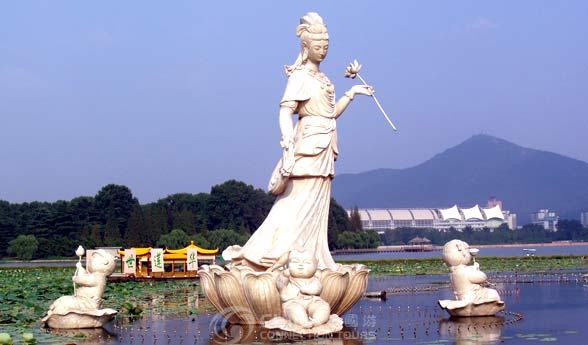 Nanjing Xuan Wu Lake