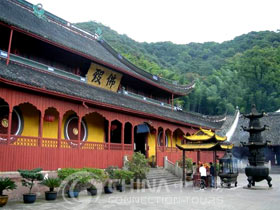 Tiantong Chan Temple of Ningbo 
