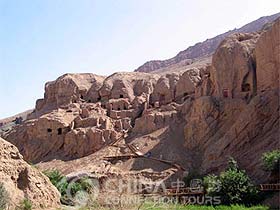 Astana Ancient Tombs - Turpan Travel Guide