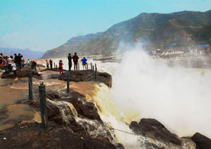 Hukou Waterfalls