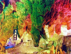 Crown Cave, Yangshuo Travel