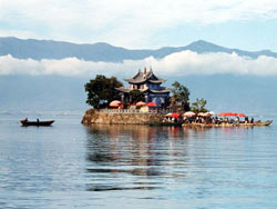Erhai Lake, Yunnan Travel