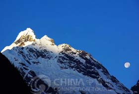 Meili snow mountain - Zhongdian Travel Guide